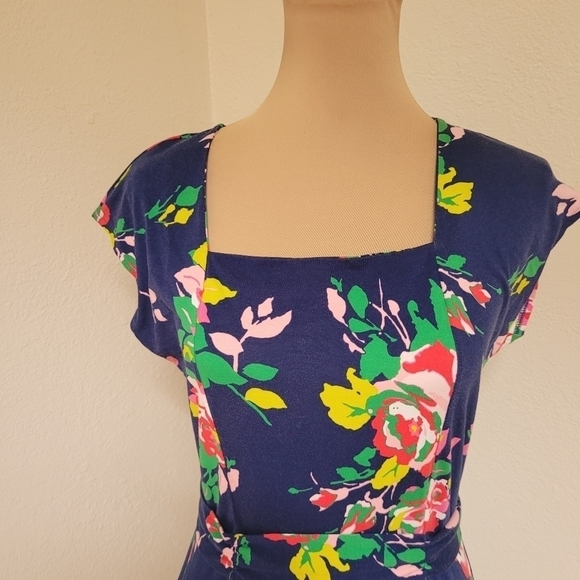 Lands' End Franciso Rodriguez Design Floral Dress - Picture 3 of 5